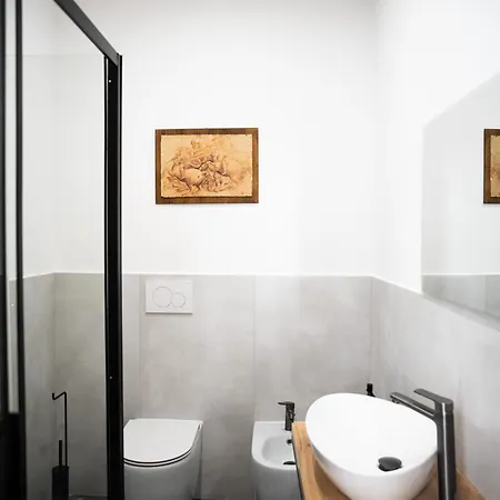 Five Mantellate 9 3* Florenz