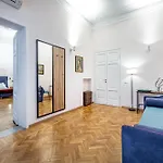 B&B Five Mantellate 9