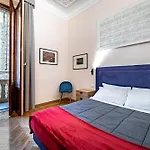 Five Mantellate 9 B&B