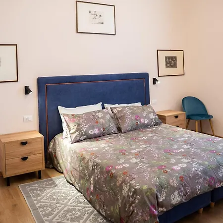 Five Mantellate 9 3*