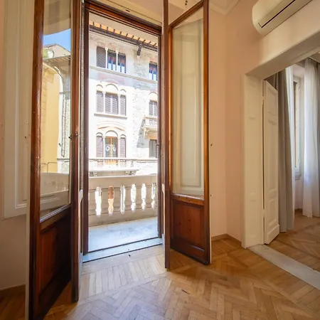 Bed & Breakfast Five Mantellate 9 3*