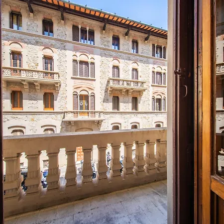 Couette-café Five Mantellate 9 Florence