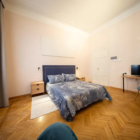 Couette-café Five Mantellate 9