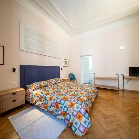 Couette-café Five Mantellate 9