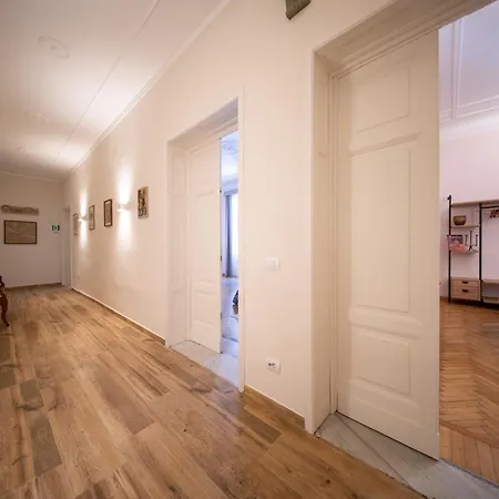 Couette-café Five Mantellate 9