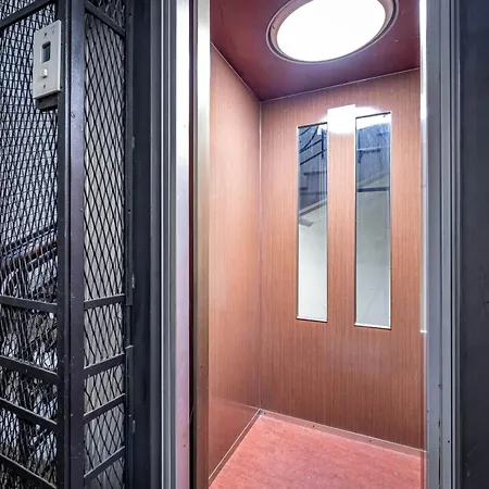 Bed & Breakfast Five Mantellate 9 3*