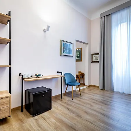 Five Mantellate 9 3* Florencie