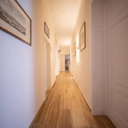 Five Mantellate 9 Bed and Breakfast 3*